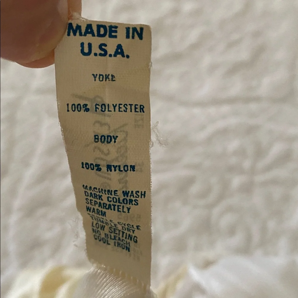 Vintage Henson Kickernick bridal wedding nightgown